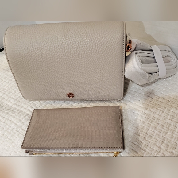 Dagne Dover Andra Crossbody Bag Bone Leather Pebbled New with Tags - Picture 7 of 10